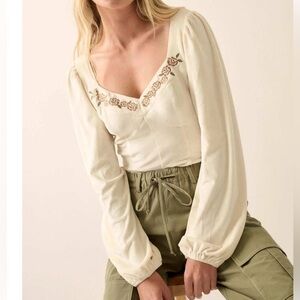 Promesa Women's Large Velvet Petals Floral Embroidered Velvet‎ Peasant Top NWT